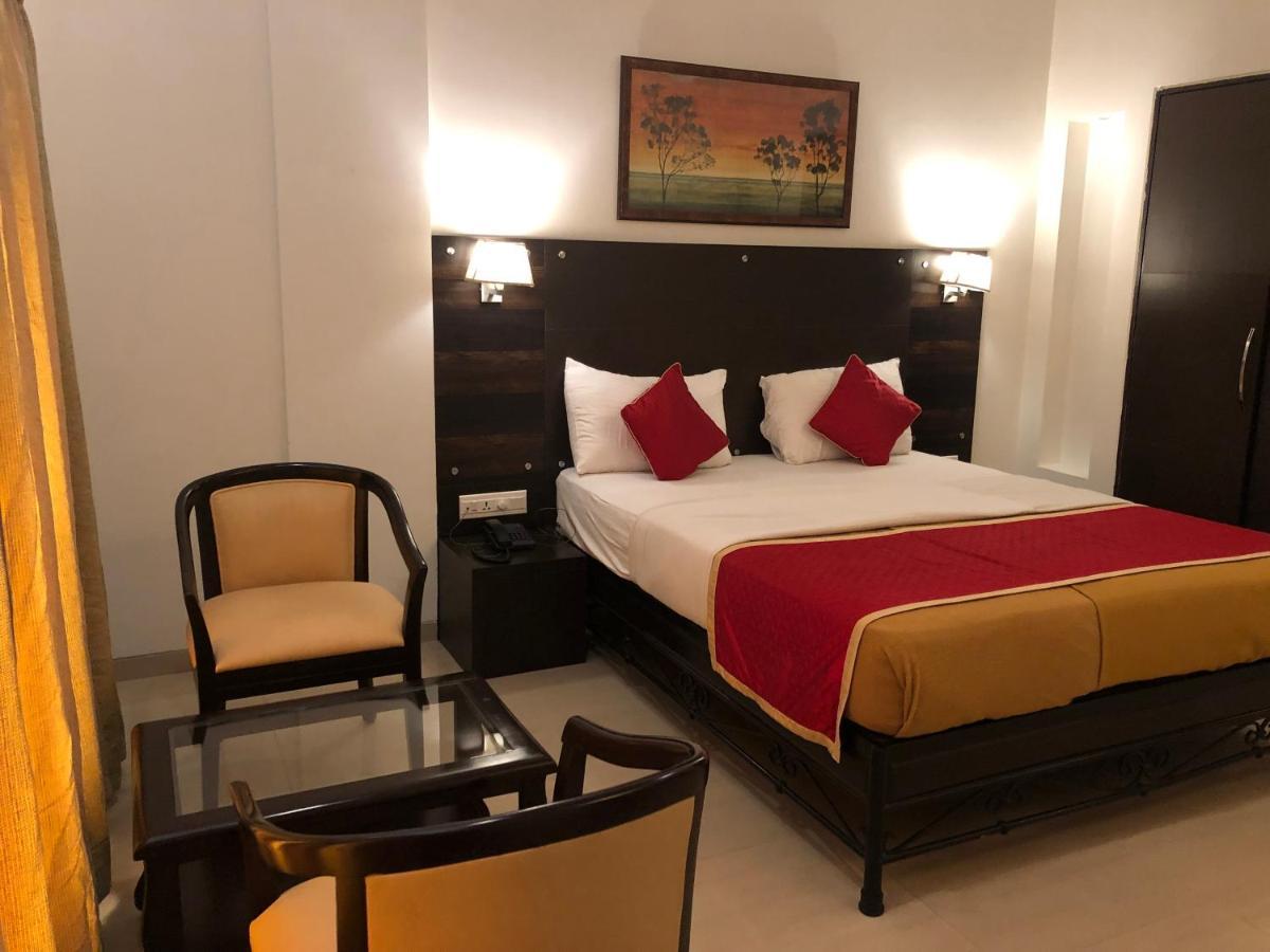 Resort Silver Hills لونافالا المظهر الخارجي الصورة