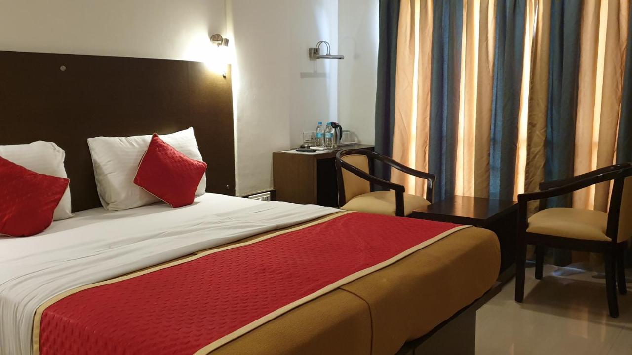 Resort Silver Hills لونافالا المظهر الخارجي الصورة