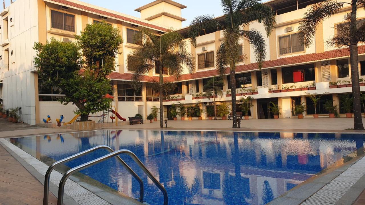 Resort Silver Hills لونافالا المظهر الخارجي الصورة