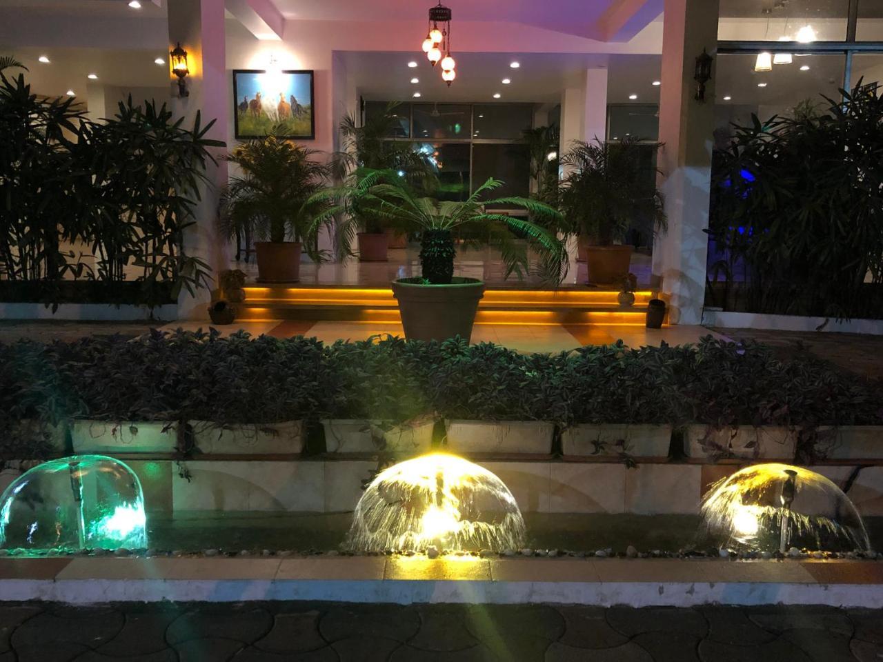Resort Silver Hills لونافالا المظهر الخارجي الصورة